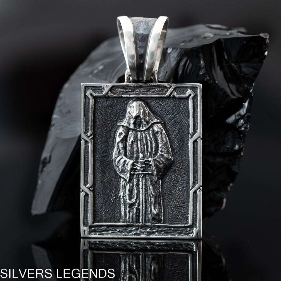 Memento Mori pendant silver, Sterling silver Memento Mori tile pendant, Gothic Skull Silver Locket, Masonic Skeleton Punk Tile Pendant, Memento Mori Masonic Jewelry, Gift For Him, Minimalist Pendant Necklace, Skull Punk Jewelry, Sterling Silver 925 Memento Mori Masonic Minimalist Tile Pendant, Skeleton Silver Pendant, Men's Tile Pendant, Memento Mori pendant