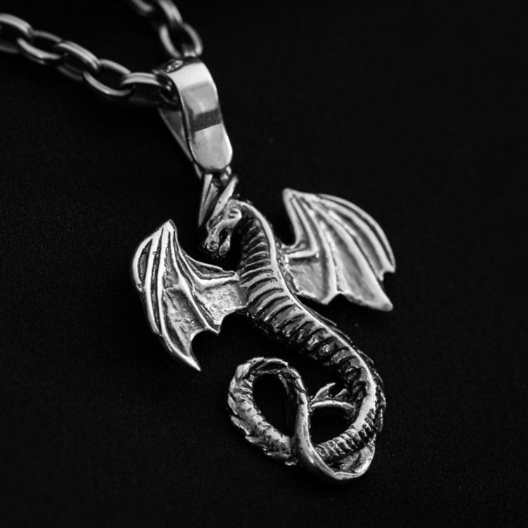 Silver Winged Dragon pendant is sterling silver 925 pendant for men and it will suit with every men’s style. Dragon Men’s Pendant is handmade jewel with unique design. Powerful protection dragon amulet is a symbol of boldness, self-confidence, power. Male locket silver, jewelry with Dragon is perfect gift for him.