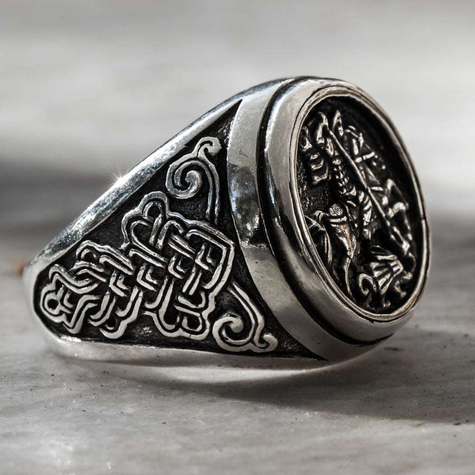 Ring Saint George, Saint George Silver Ring, Saint George Religious Ring, Sterling Silver 925 Vintage Ring, Saint George and Dragon Ring, Handmade Men's ring was inspired by the legend of St. George, who was slay the dragon to save the princess, check out our other Sterling silver Men's Jewelry at silverslegends.com
