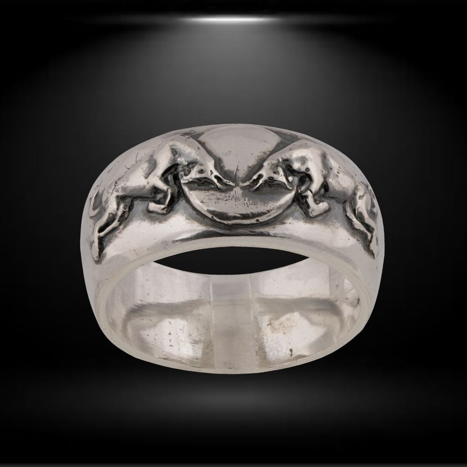 Sterling silver Taurus ring with two fighting bulls